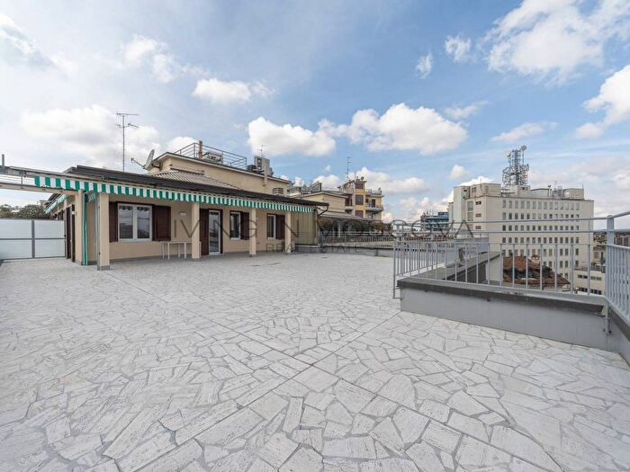 Casa bilocale in affitto in Corso Magenta, Cadorna Castello, Milano
