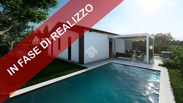 Casa quadrilocale in vendita in Via F Savioli, Castelfranco Emilia