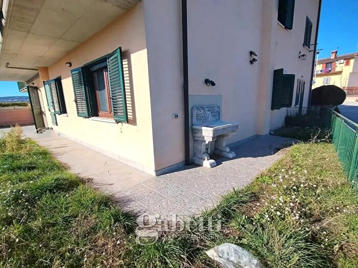 Appartamento trilocale in vendita in Via Olmo dEttore, Campodipietra