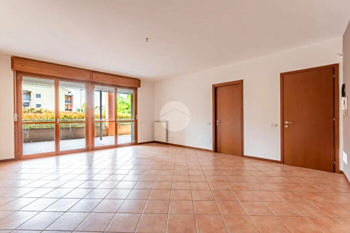 Appartamento quadrilocale in vendita in Via Salvini, Trezzano Sul Naviglio