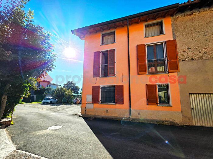 Appartamento bilocale in vendita in Via Renzo Pecco, Como