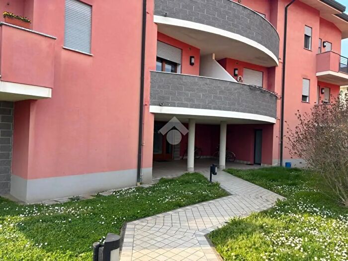 Appartamento monolocale in vendita in Via Roma, Stanghella