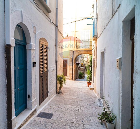 Casa bilocale in vendita in Via Petracca, Palo Del Colle