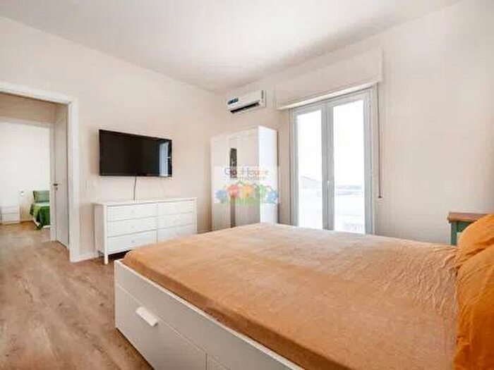 Appartamento con 5 locali in affitto in Via Scicli, Marina di Ragusa Centro, Ragusa