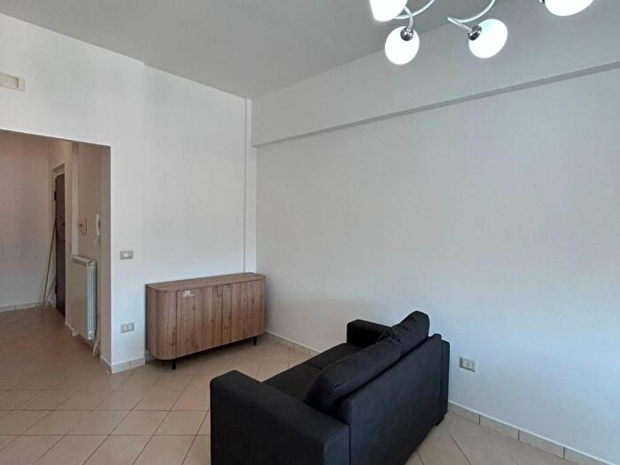 Appartamento trilocale in affitto in Via Gioacchino Rossini, Centro, Cassino
