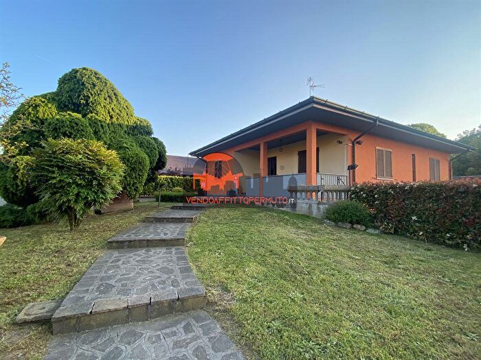 Casa con 5 locali in vendita in Via Torre, Torre Pallavicina