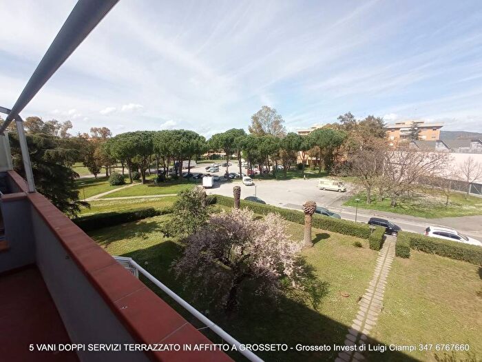 Appartamento con 5 locali in affitto in Via Inghilterra, Cittadella Ospedale, Grosseto