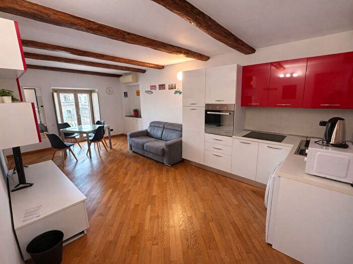 Appartamento bilocale in affitto in Piazza Vittorio Veneto, Giardini Reali, Torino