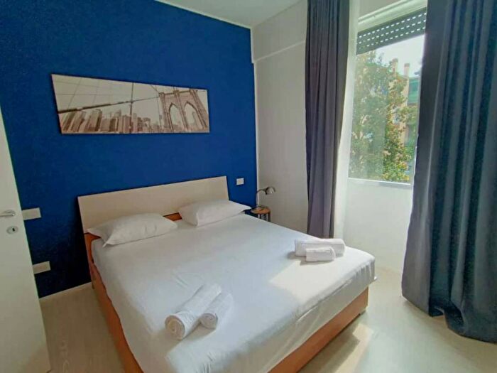Appartamento quadrilocale in affitto in Via Privata Camillo Vacani, San Siro, Milano