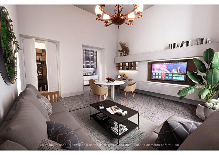 Appartamento con 5 locali in vendita in Firenze