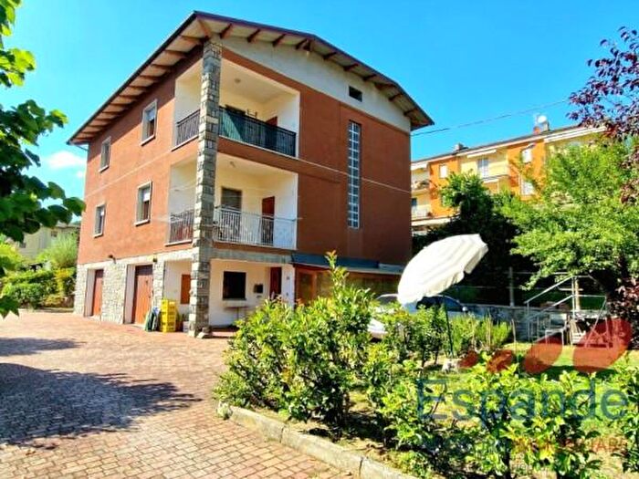 Casa con 6 locali in vendita in Gaggio Montano
