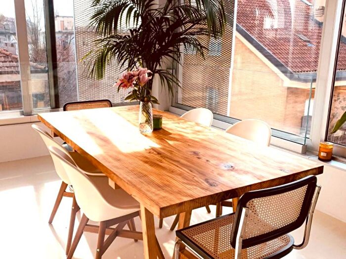 Appartamento trilocale in affitto in Viale Federico Caprilli, San Siro, Milano