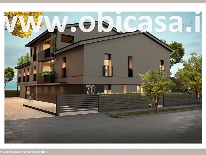 Casa con 6 locali in vendita in Faenza