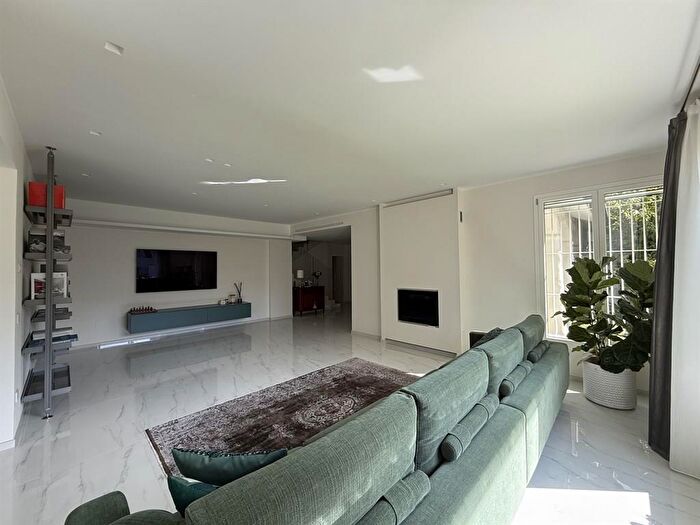 Casa con 7 locali in vendita in Ravenna