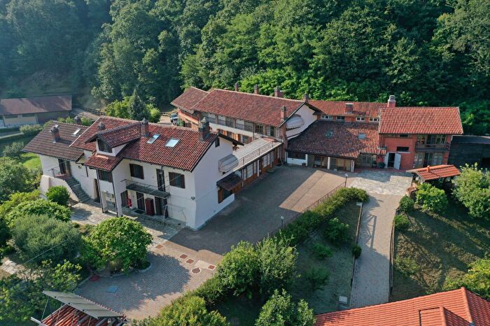 Casa con 18 locali in vendita in Strada della Madonnina, Castiglione Torinese
