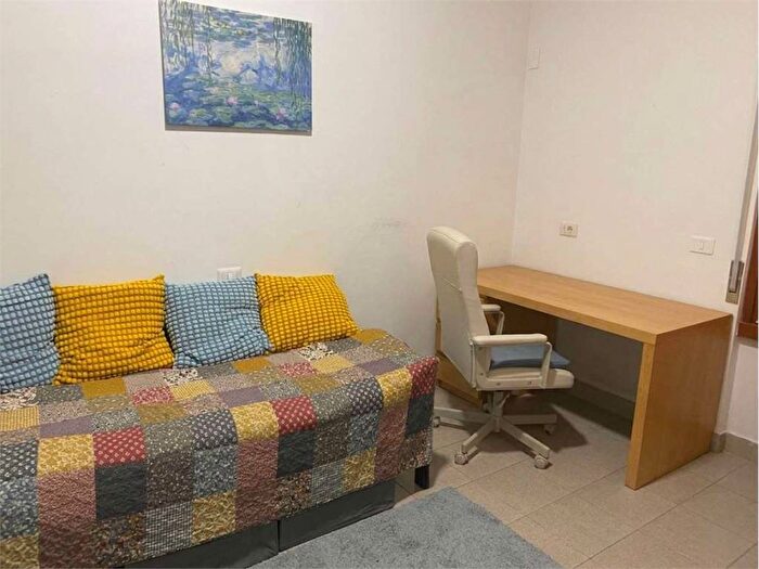 Appartamento monolocale in affitto in via Imperia, Famagosta, Milano