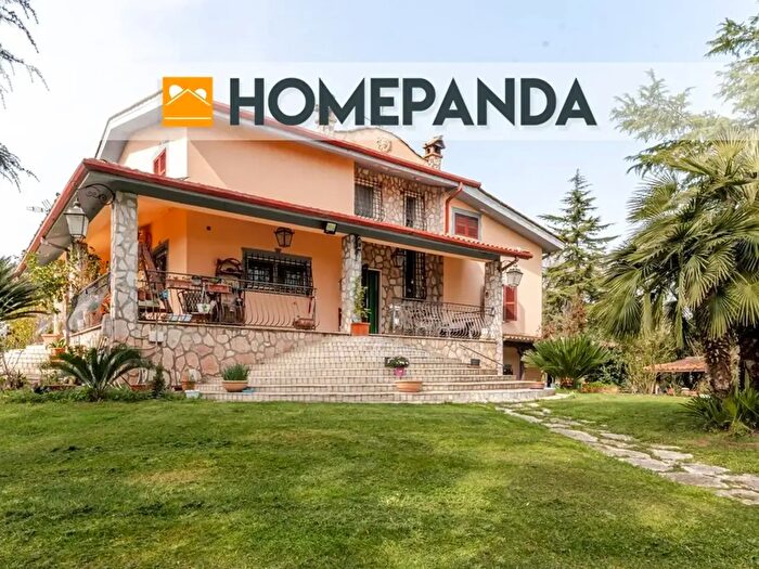 Casa con 7 locali in vendita in Strada Vicinale Cajo, Mazzano Romano