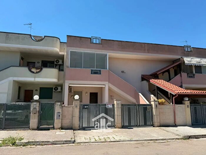 Appartamento trilocale in affitto in Via IMaggio, Surbo