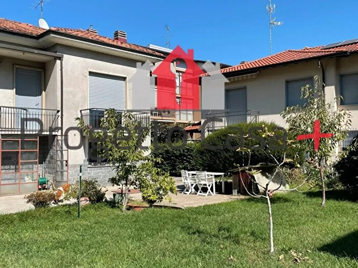 Casa quadrilocale in vendita in Gallarate