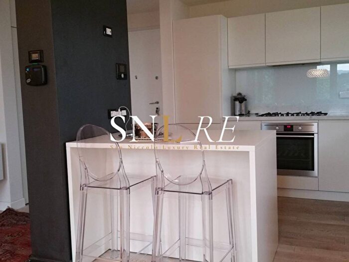 Appartamento con 6 locali in affitto in Viale Aleardo Aleardi, Ponte alla Vittoria, Firenze