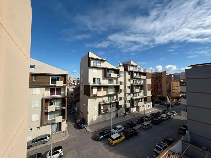 Appartamento con 5 locali in affitto in Marsala