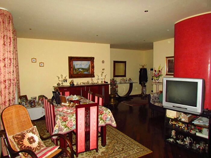 Appartamento con 6 locali in vendita in Via Cappuccini Sciacca, Sciacca