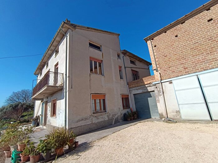 Appartamento quadrilocale in vendita in Contrada Serre Lanciano, Lanciano