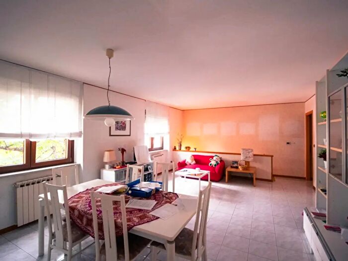 Appartamento trilocale in vendita in Trieste