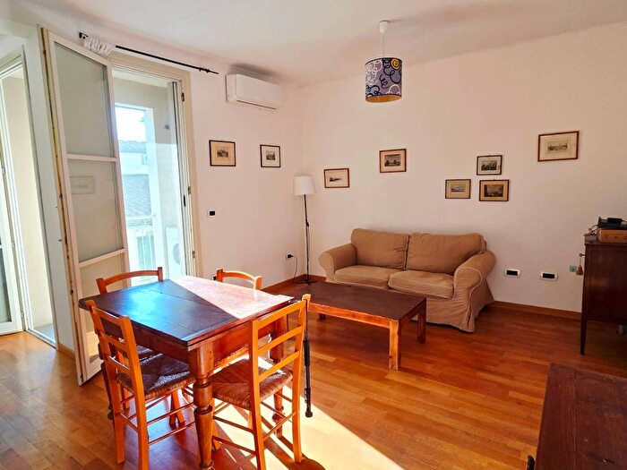 Appartamento bilocale in affitto in Via Vincenzo Gioberti, Beccaria Colombo, Firenze