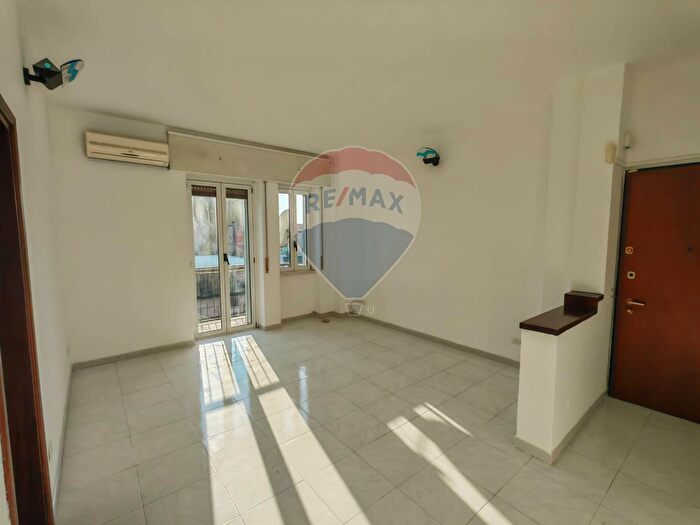 Appartamento bilocale in vendita in Via Gran Sasso, Rozzano