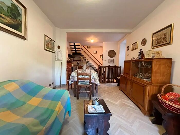 Casa trilocale in vendita in Via del Trivio, Acquasparta