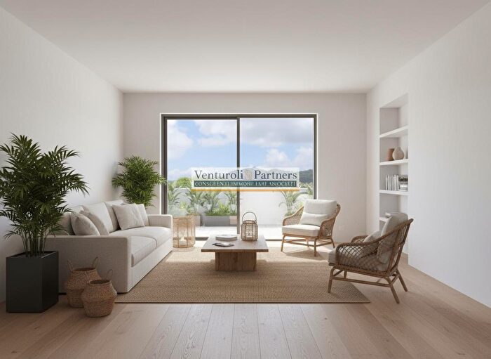 Appartamento trilocale in vendita in Via Aldo Moro, Soiano Del Lago