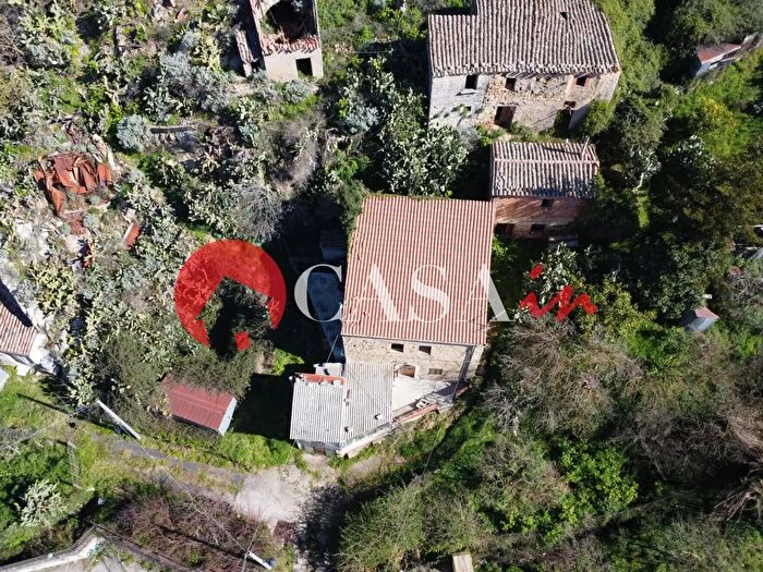 Casa con 5 locali in vendita in Nicosia