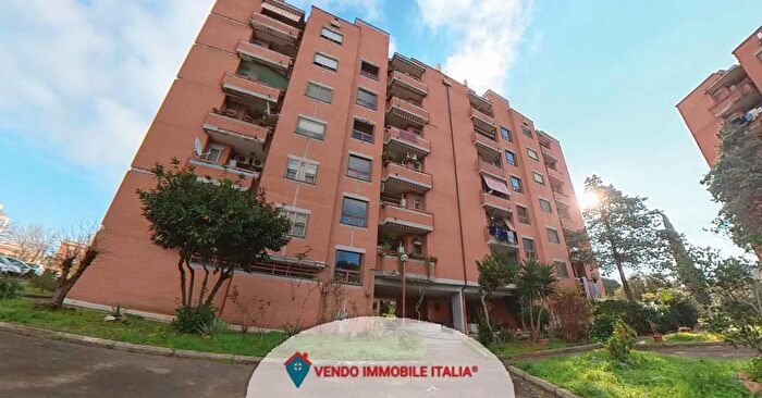 Appartamento con 6 locali in vendita in Viale Guido Rossa, Latina