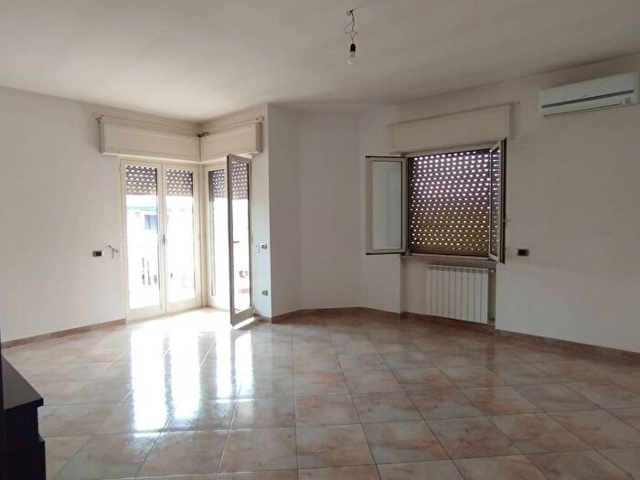 Appartamento quadrilocale in affitto in Via Vittorio Emanuele, Centro, Macerata Campania