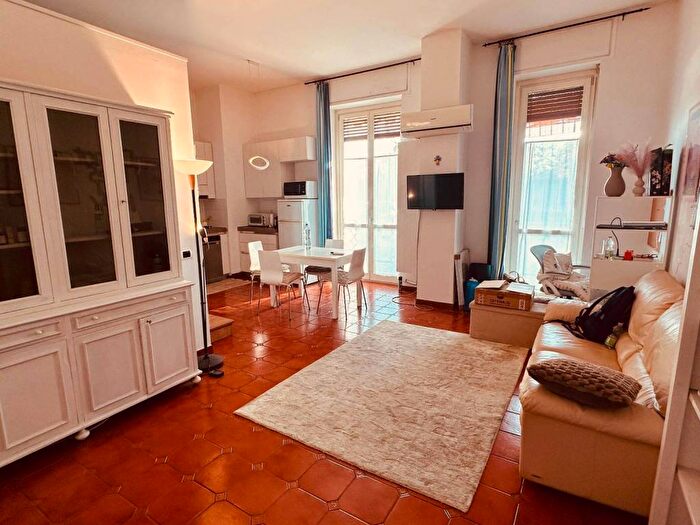 Appartamento bilocale in affitto in Residenza Fiori, Milano Due, Segrate