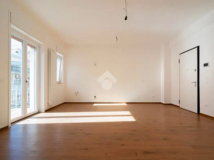 Appartamento trilocale in vendita in Via Giuseppe Giusti, Conversano