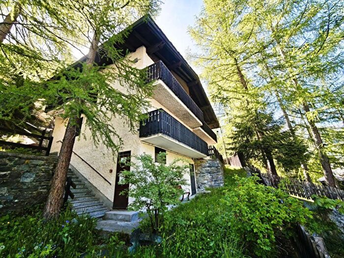 Appartamento quadrilocale in vendita in Frazione Evette, Valtournenche