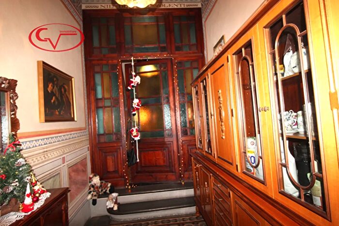 Casa con 5 locali in vendita in Via Dante, Terranuova Bracciolini