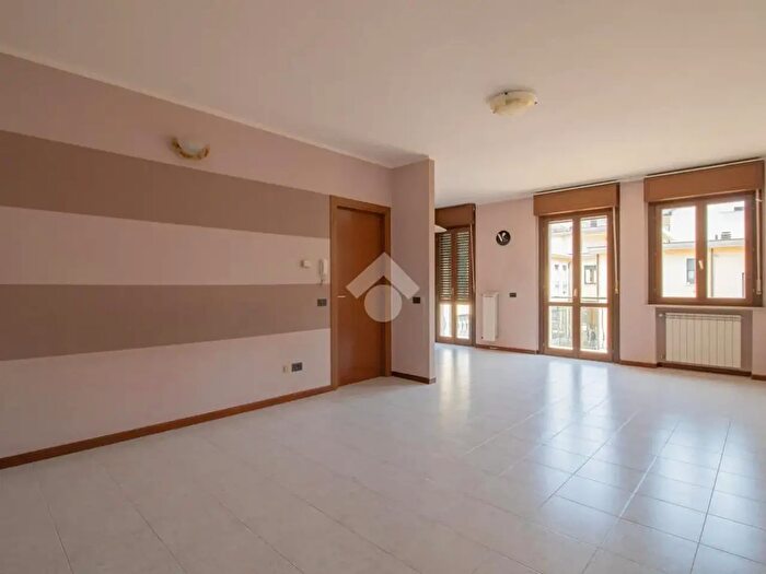 Appartamento trilocale in vendita in Via Undici Febbraio, Lumezzane