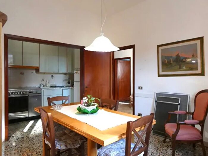 Appartamento con 5 locali in vendita in Via Palmiro Togliatti, Vinci