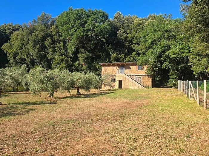Casa bilocale in vendita in Vocabolo Vallenera, Lugnano In Teverina