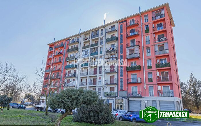 Appartamento bilocale in vendita in Via Leonardo da Vinci, Casarile