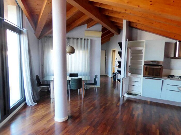 Casa trilocale in affitto in Centro, Cremona