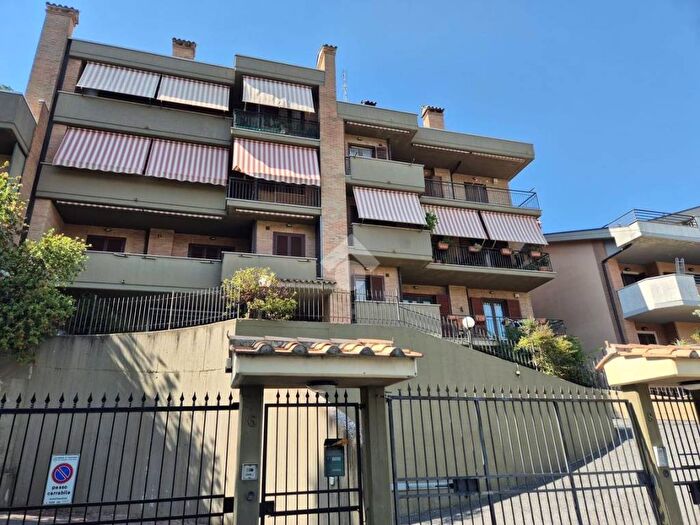Appartamento quadrilocale in affitto in via fabrizio quattrocchi, Centro, Colleferro