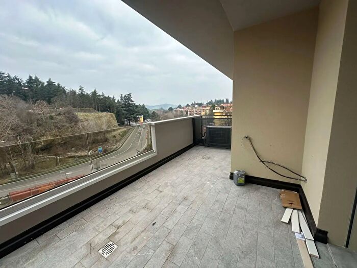 Appartamento con 5 locali in vendita in Via Irma Bandiera, Pianoro