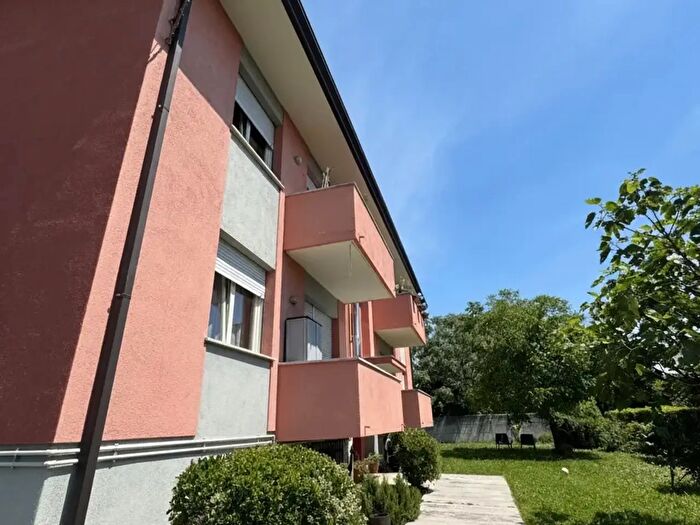 Appartamento quadrilocale in vendita in Via Francesco Baracca, Cordenons