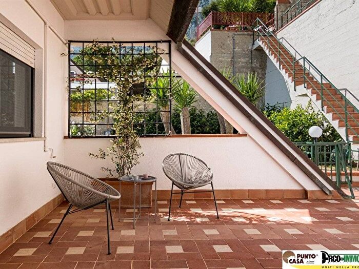 Appartamento bilocale in affitto in Via Giovanni d'austria, Addaura, Palermo
