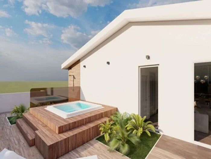 Casa con 5 locali in vendita in Reggio Calabria