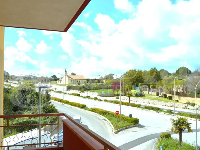 Appartamento con 6 locali in vendita in Via Alcide De Gasperi, Ragusa